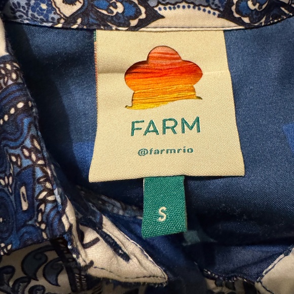 FARM Rio Blue and White Patterned Top - Ladies Size S - Picture 4 of 5